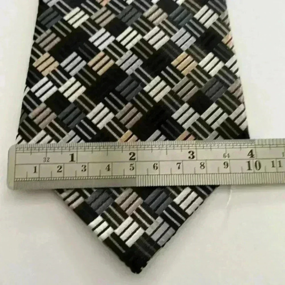 Geoffrey Beene‎ tie - Picture 2 of 4